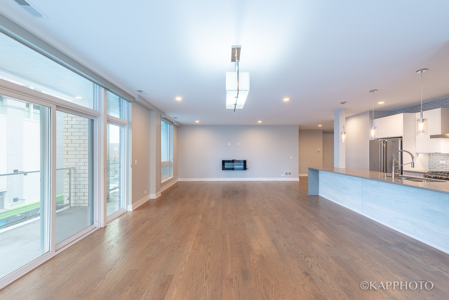 236 S Racine Avenue Unit: 401