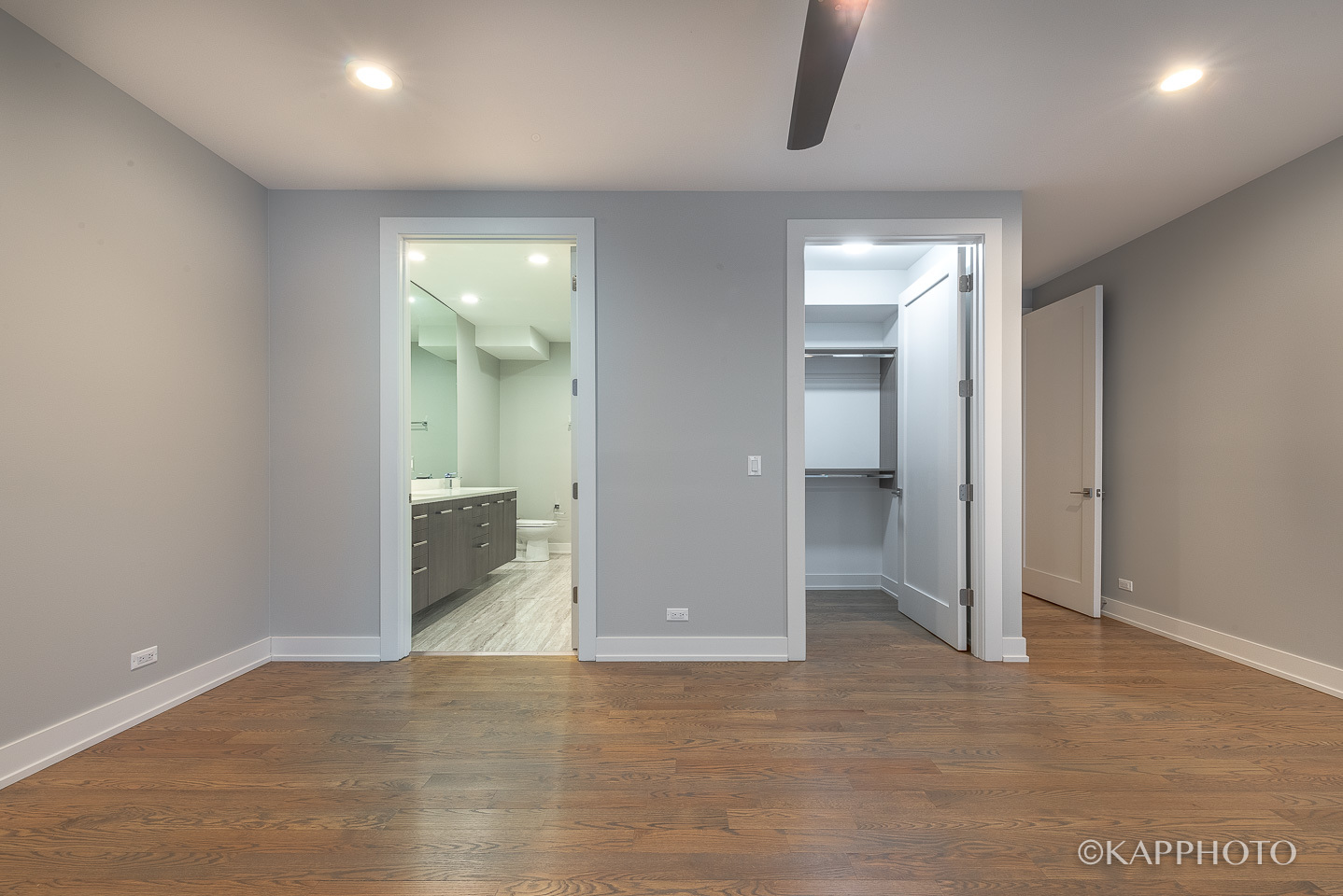 236 S Racine Avenue Unit: 401