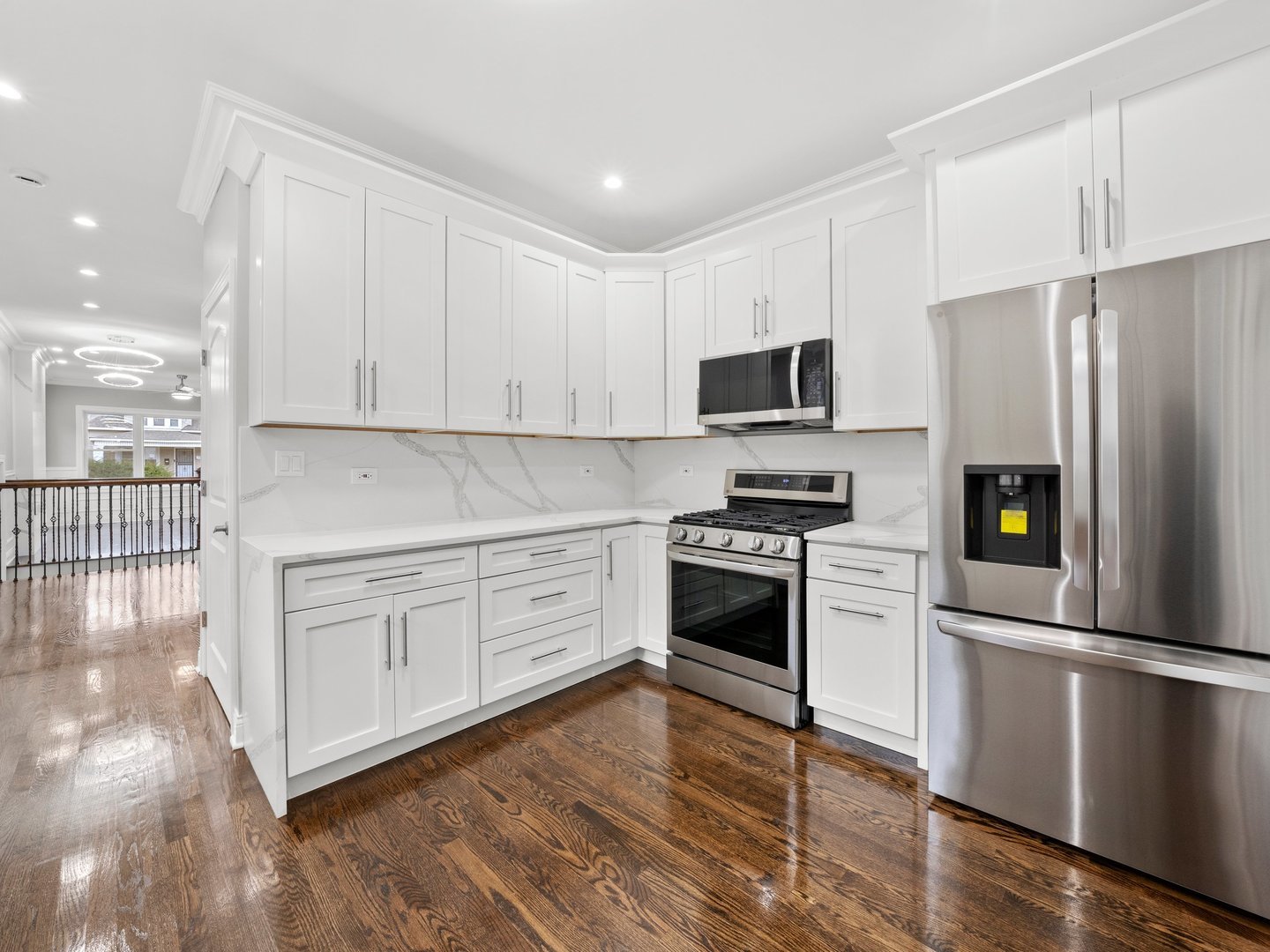 11251 S Parnell Avenue