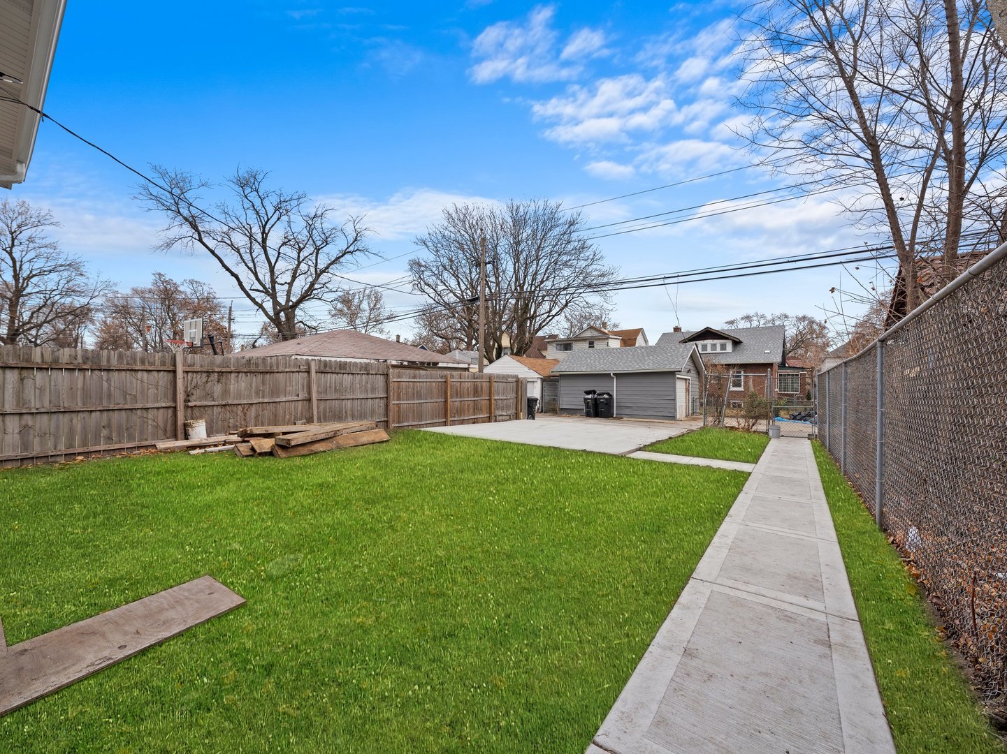 11251 S Parnell Avenue