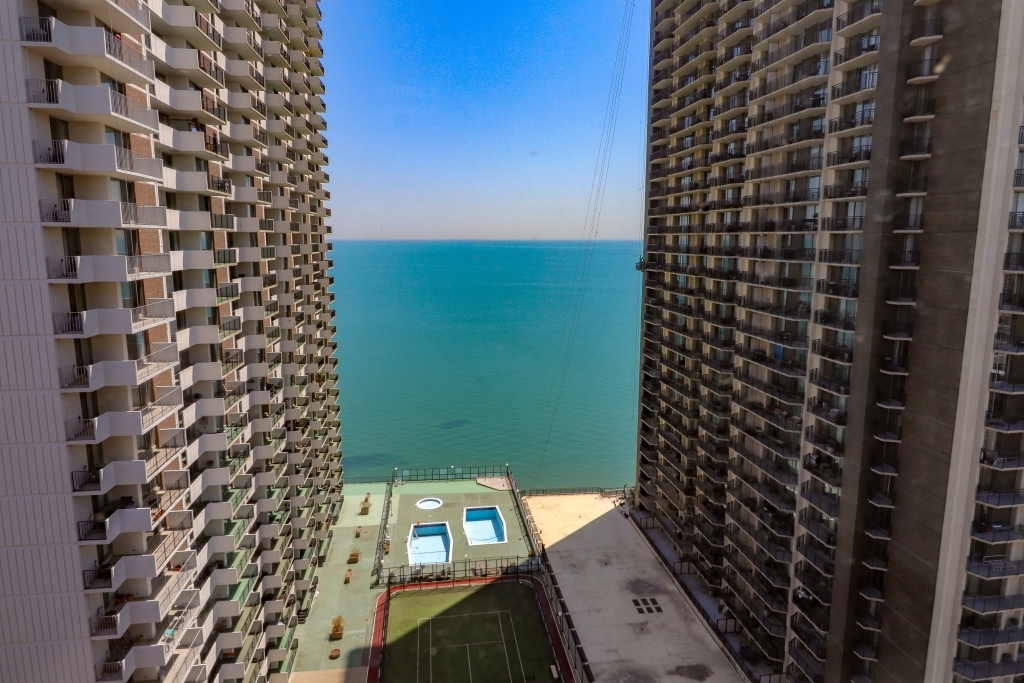 6030 N Sheridan Road Unit: 2011