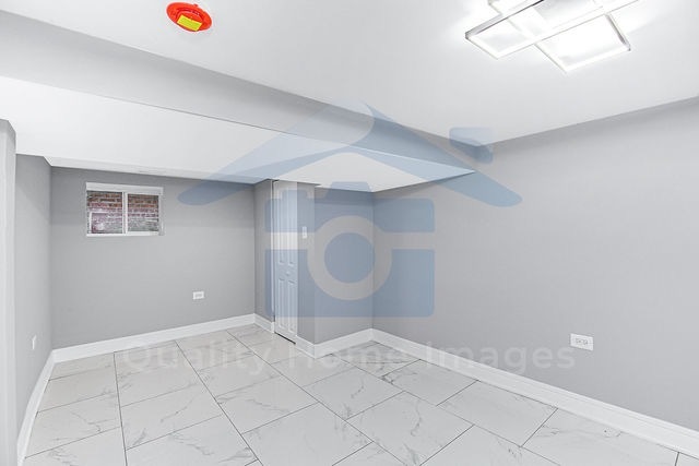 8242 S Saginaw Avenue