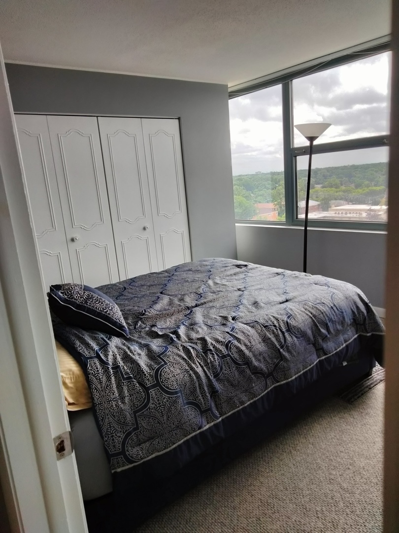 7234 W North Avenue Unit: 1101