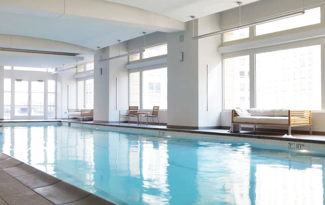 800 N Michigan Avenue Unit: 3703