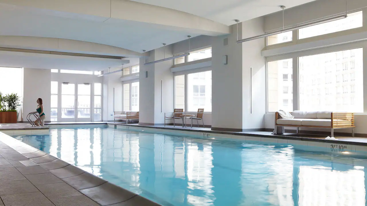 800 N Michigan Avenue Unit: 3703