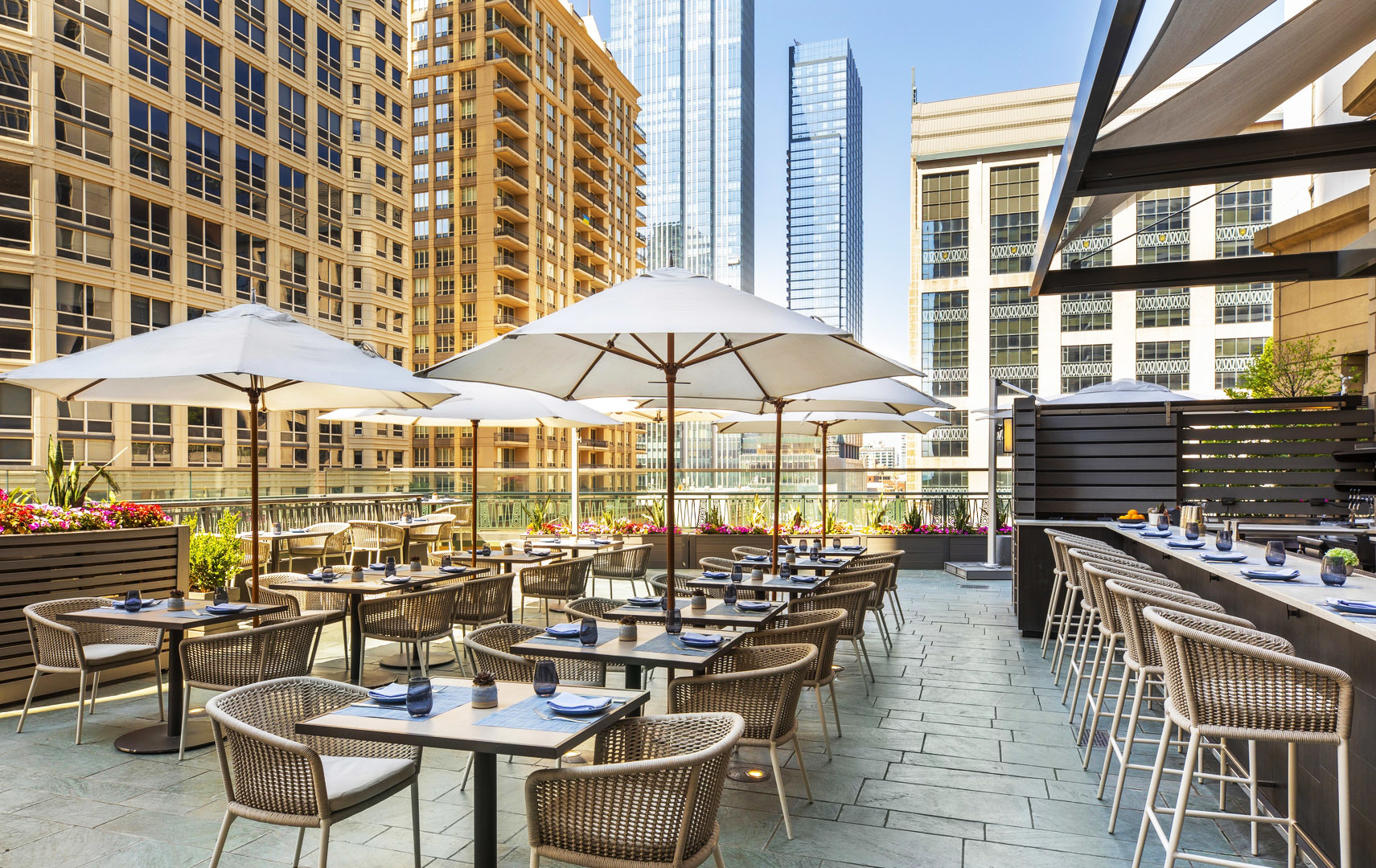 800 N Michigan Avenue Unit: 3703