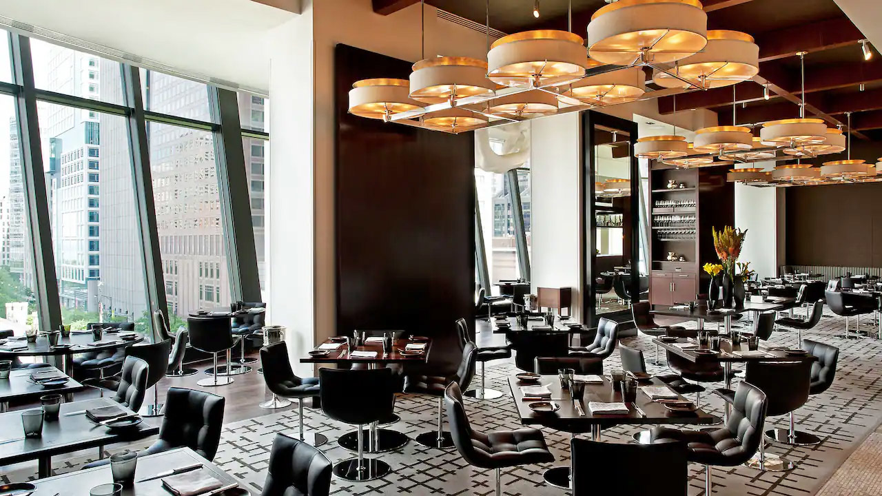 800 N Michigan Avenue Unit: 3703