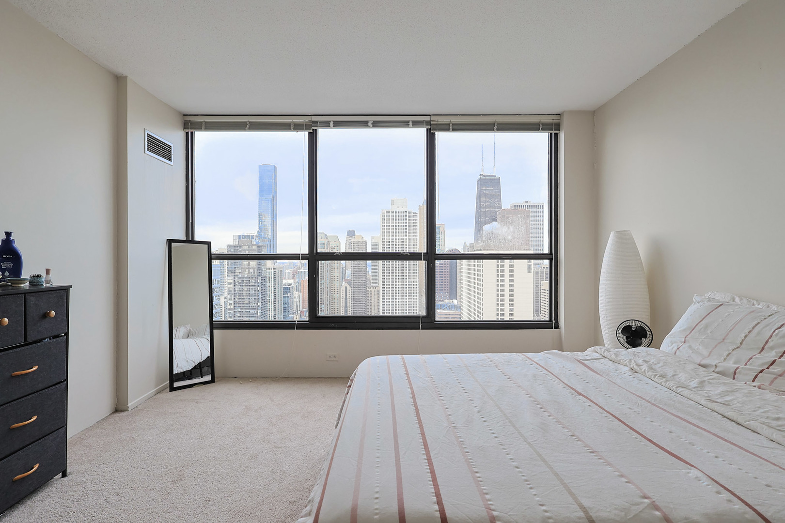 405 N Wabash Avenue Unit: 4201