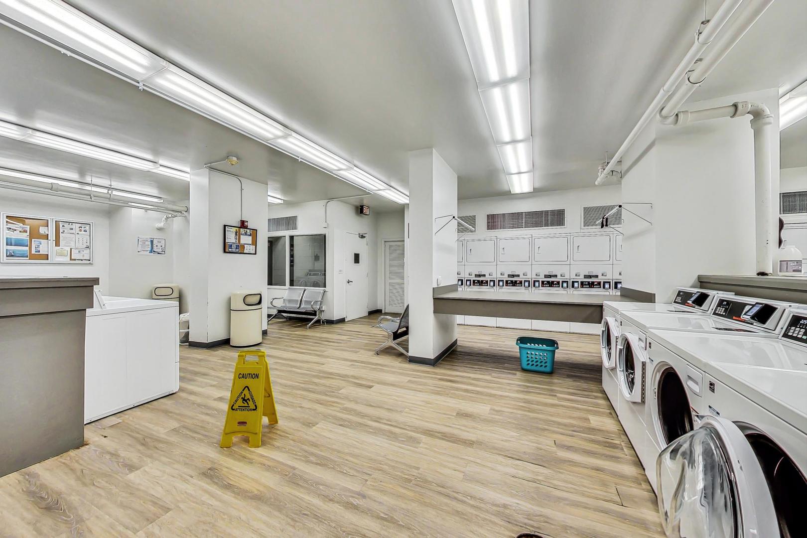 405 N Wabash Avenue Unit: 4201