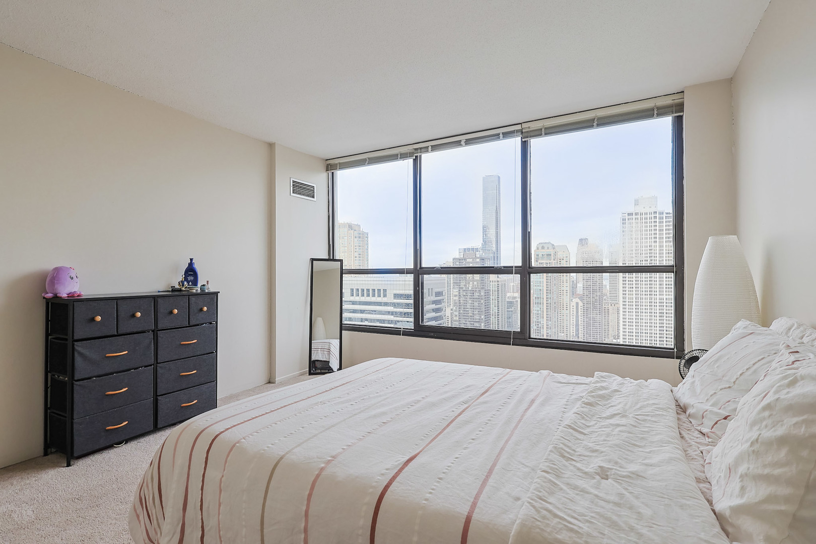 405 N Wabash Avenue Unit: 4201