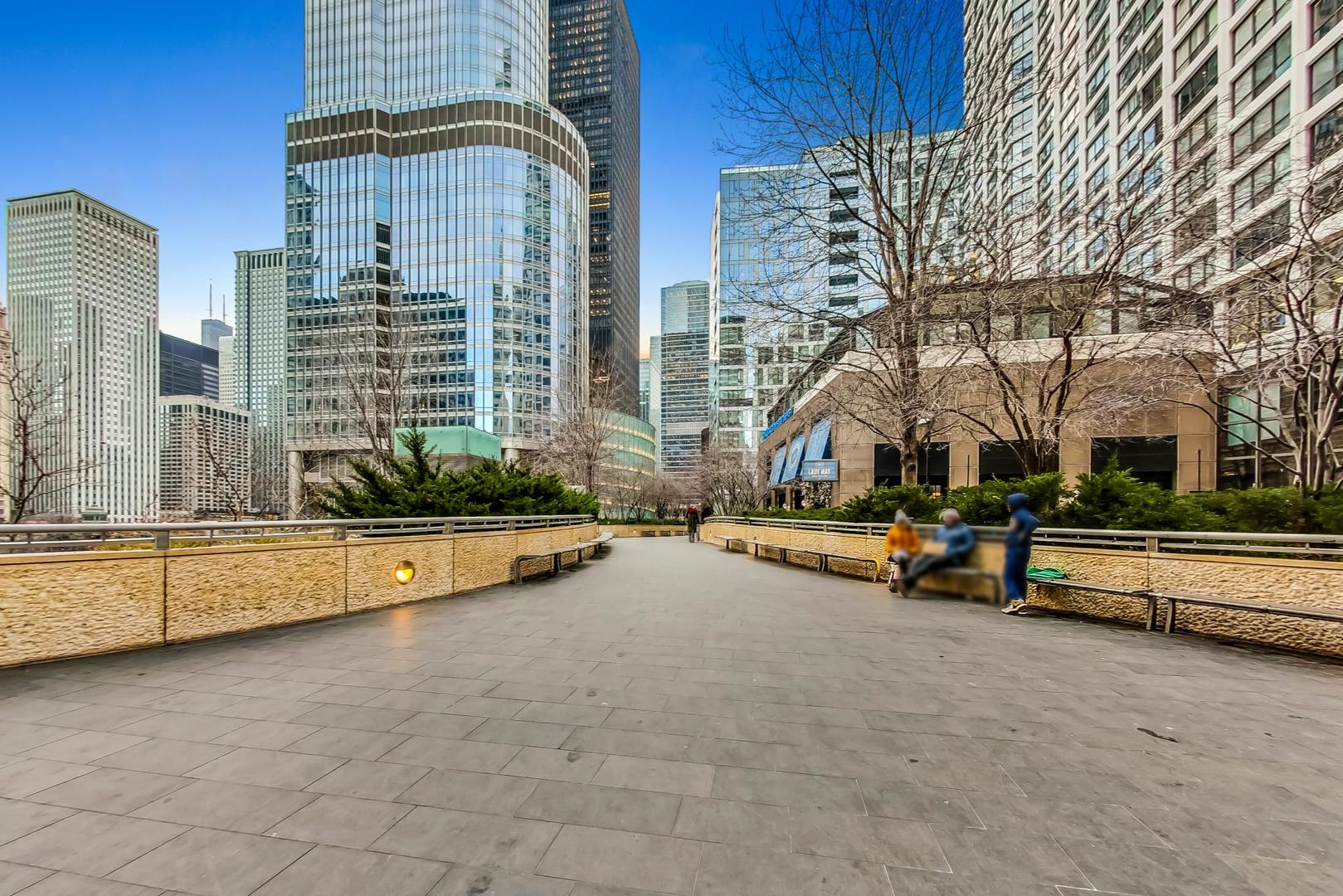 405 N Wabash Avenue Unit: 4201