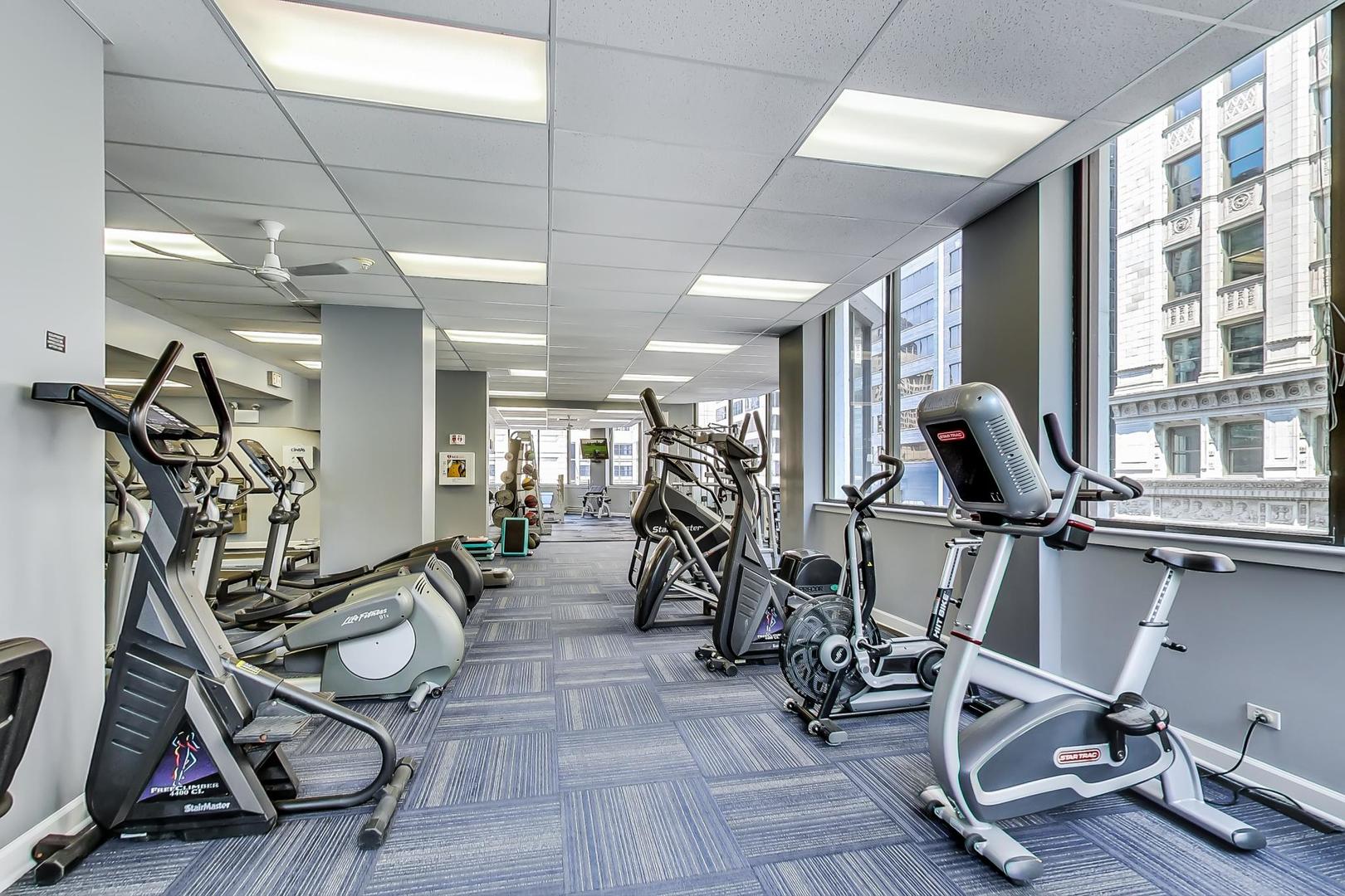 405 N Wabash Avenue Unit: 4201