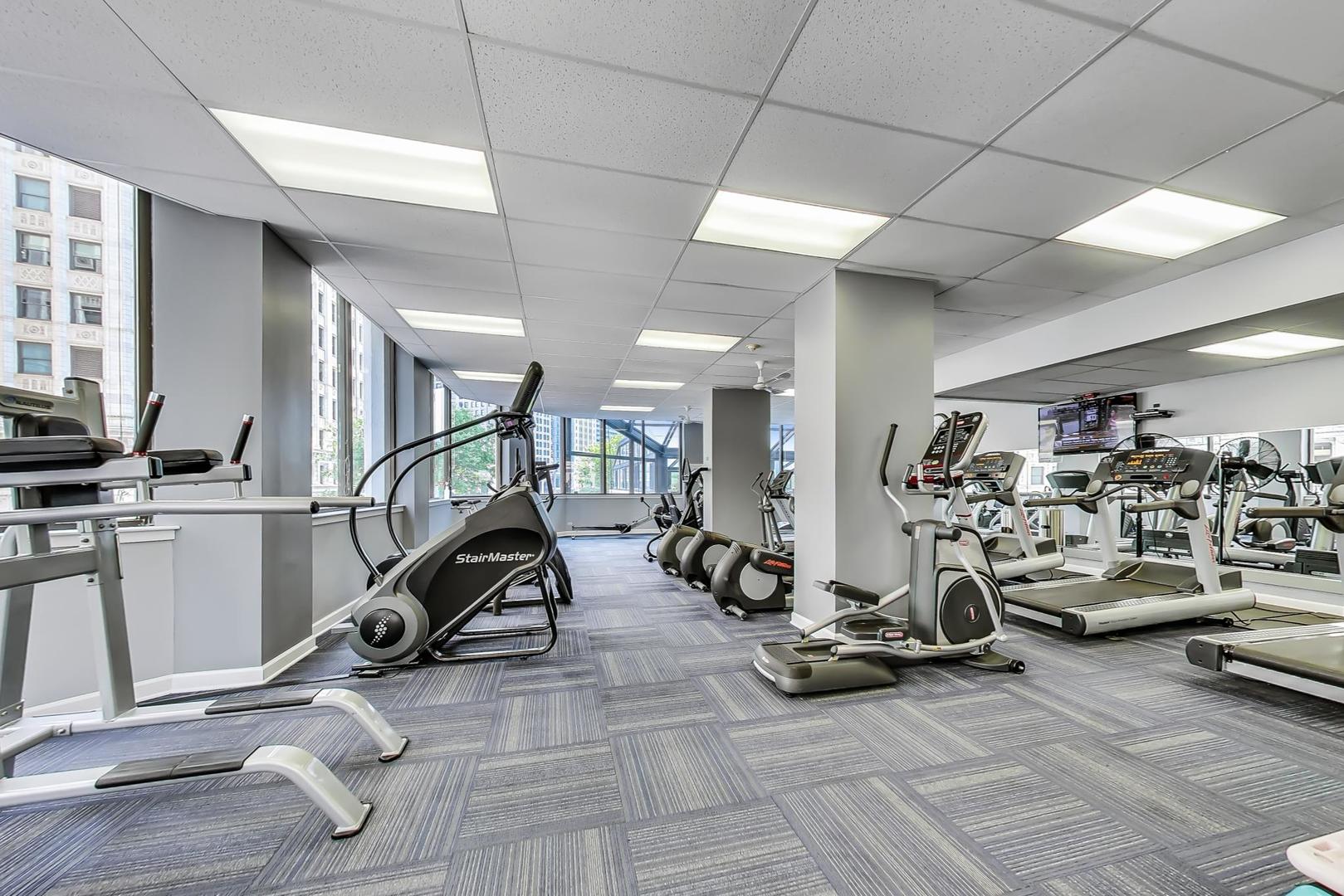 405 N Wabash Avenue Unit: 4201