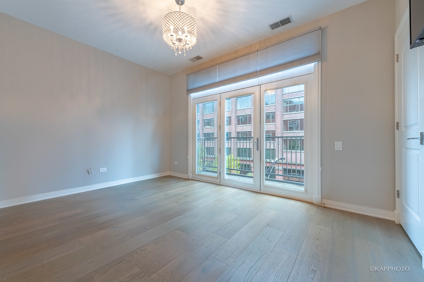 315 N Jefferson Street Unit: 402A