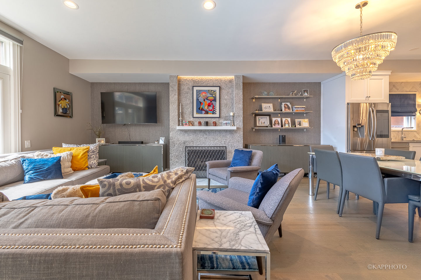 315 N Jefferson Street Unit: 402A
