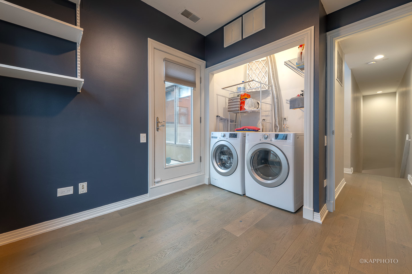 315 N Jefferson Street Unit: 402A