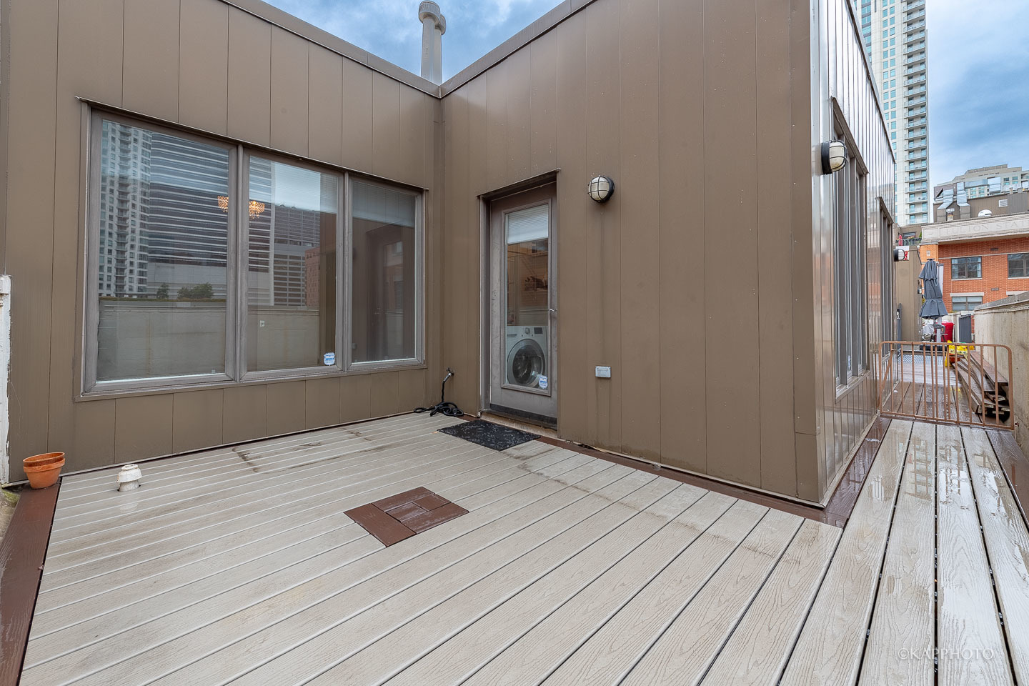 315 N Jefferson Street Unit: 402A