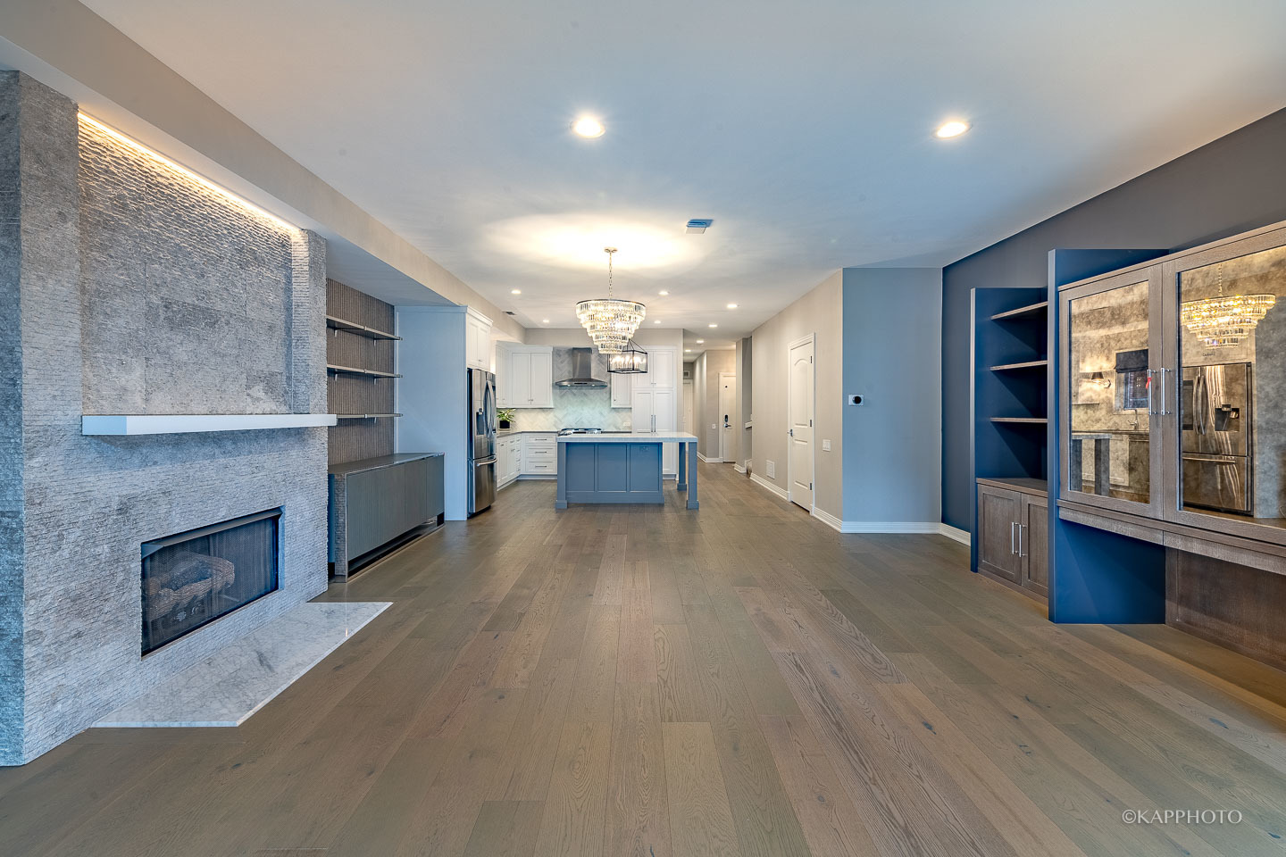 315 N Jefferson Street Unit: 402A
