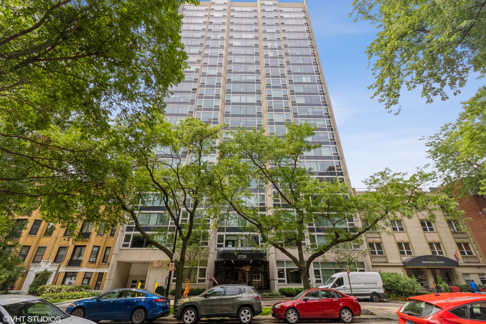 2728 N HAMPDEN Court Unit: 2104