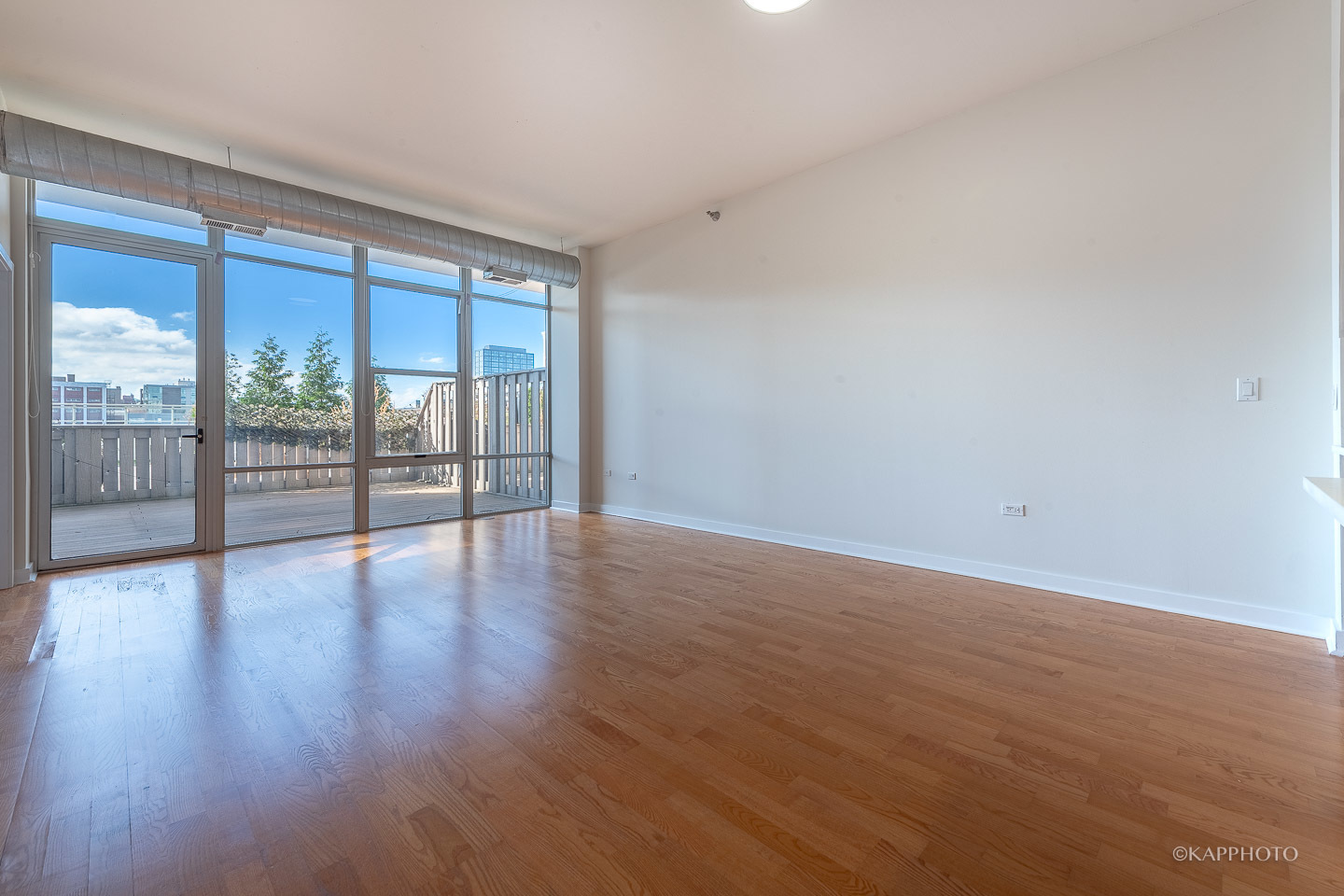 901 W Madison Street Unit: 402