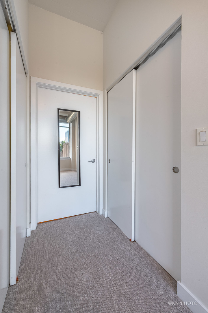 901 W Madison Street Unit: 402