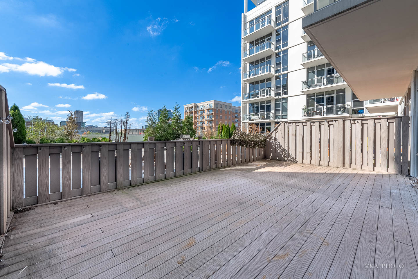 901 W Madison Street Unit: 402