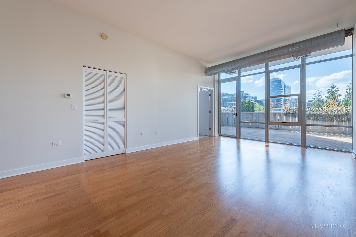 901 W Madison Street Unit: 402