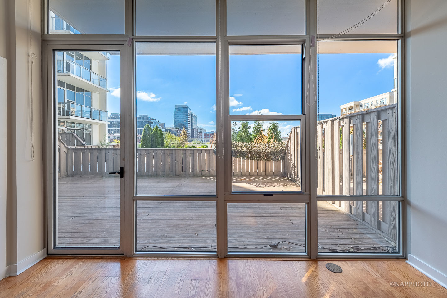 901 W Madison Street Unit: 402