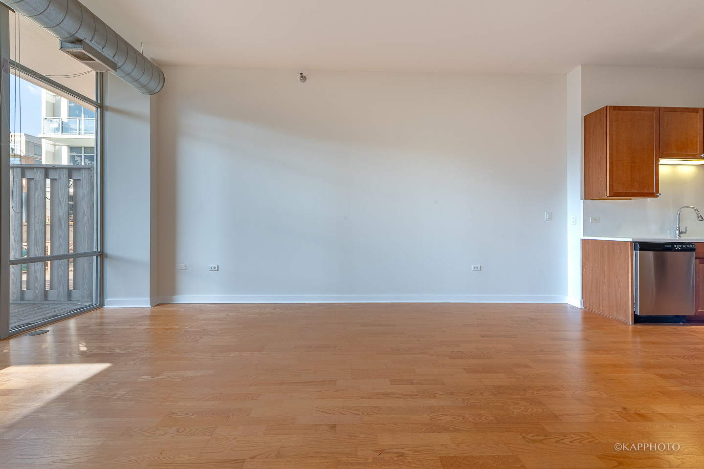 901 W Madison Street Unit: 402