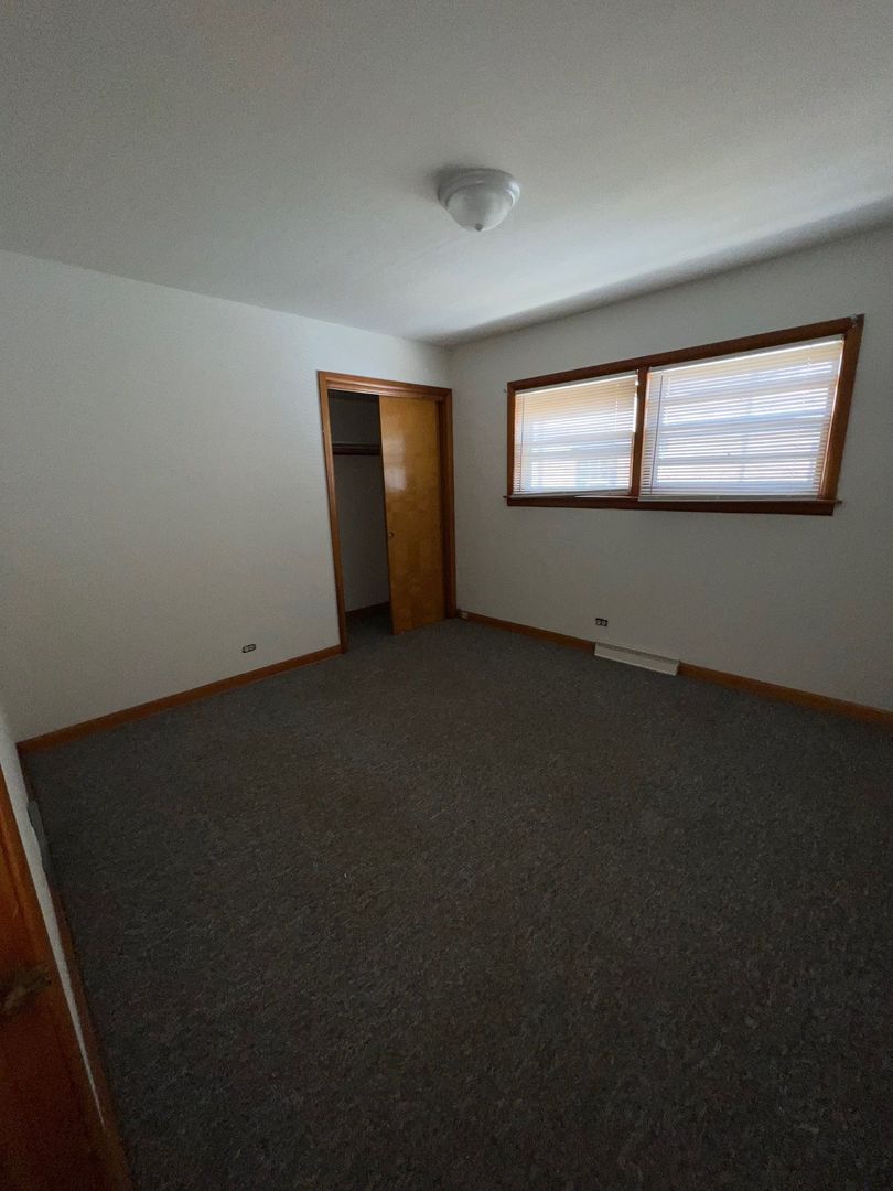 3851 N Whipple Street Unit: 2