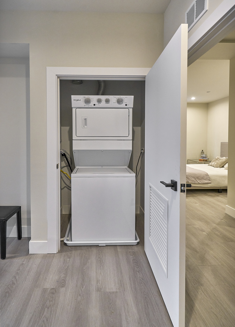 451 E Pershing Avenue Unit: 501