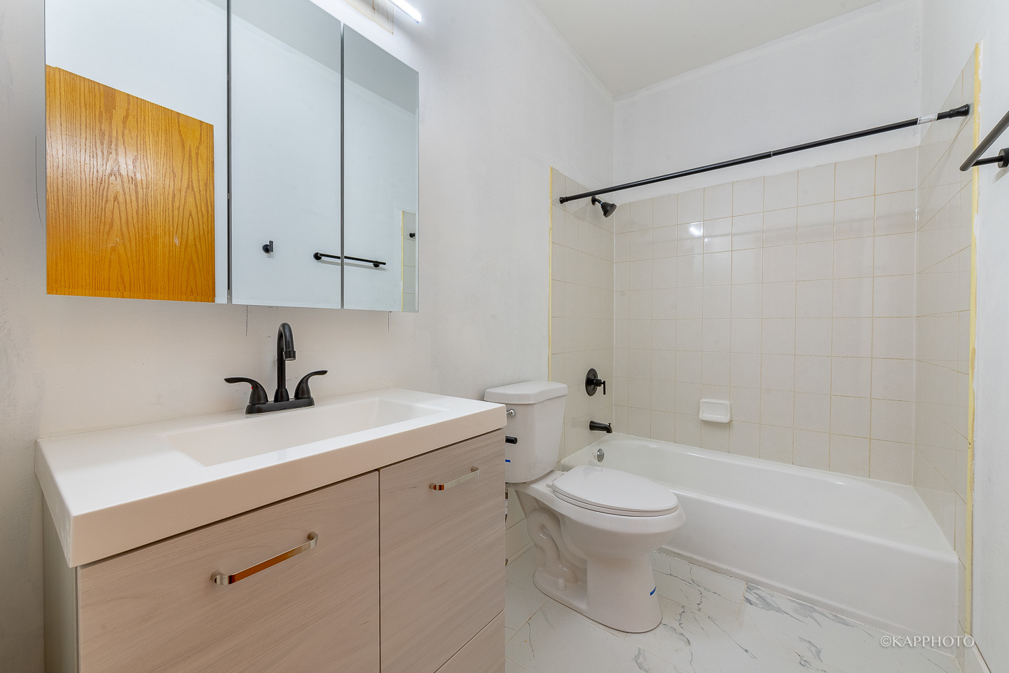 2457 W Lexington Street Unit: 2