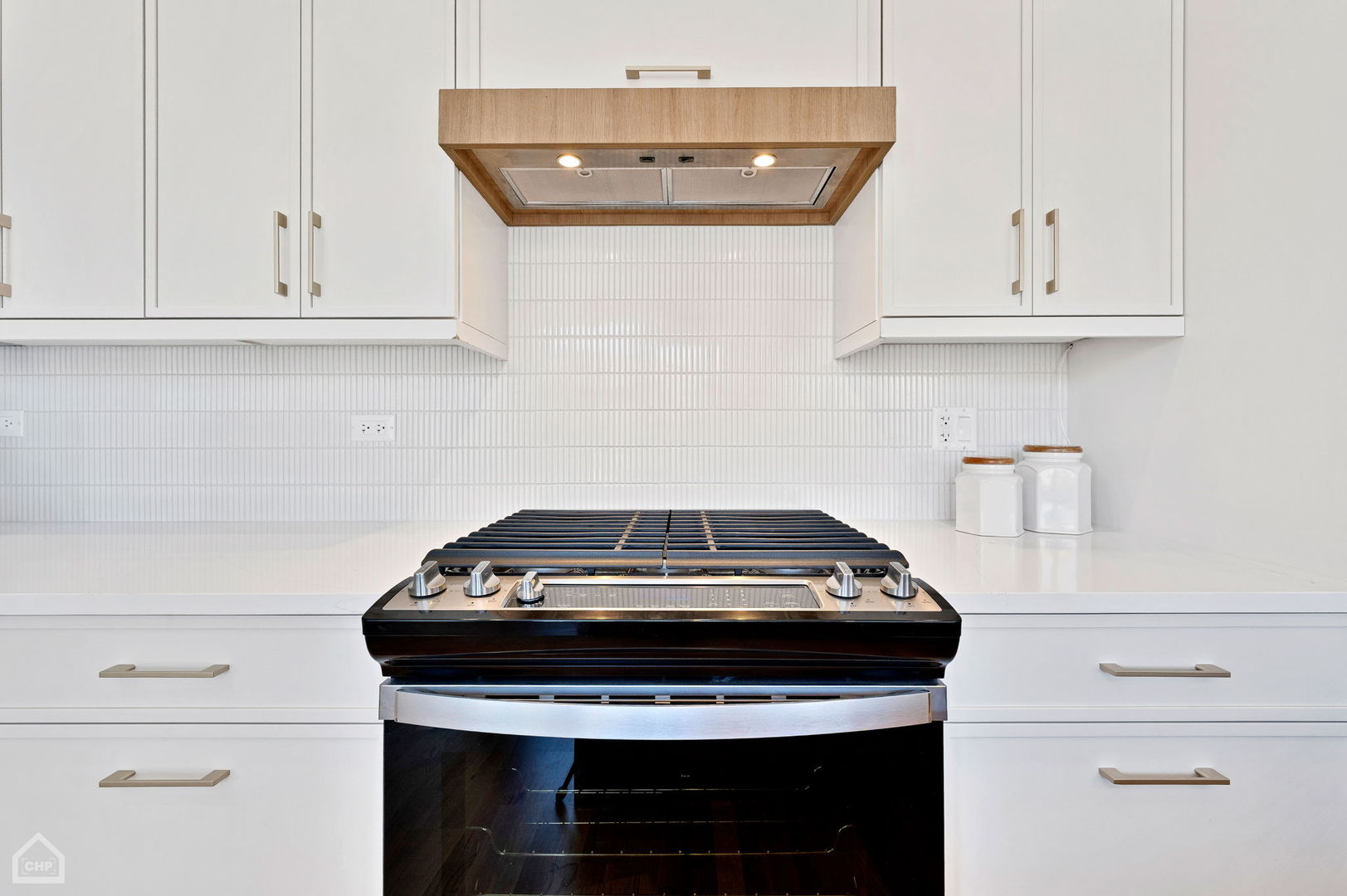 2127 W Madison Street Unit: 303