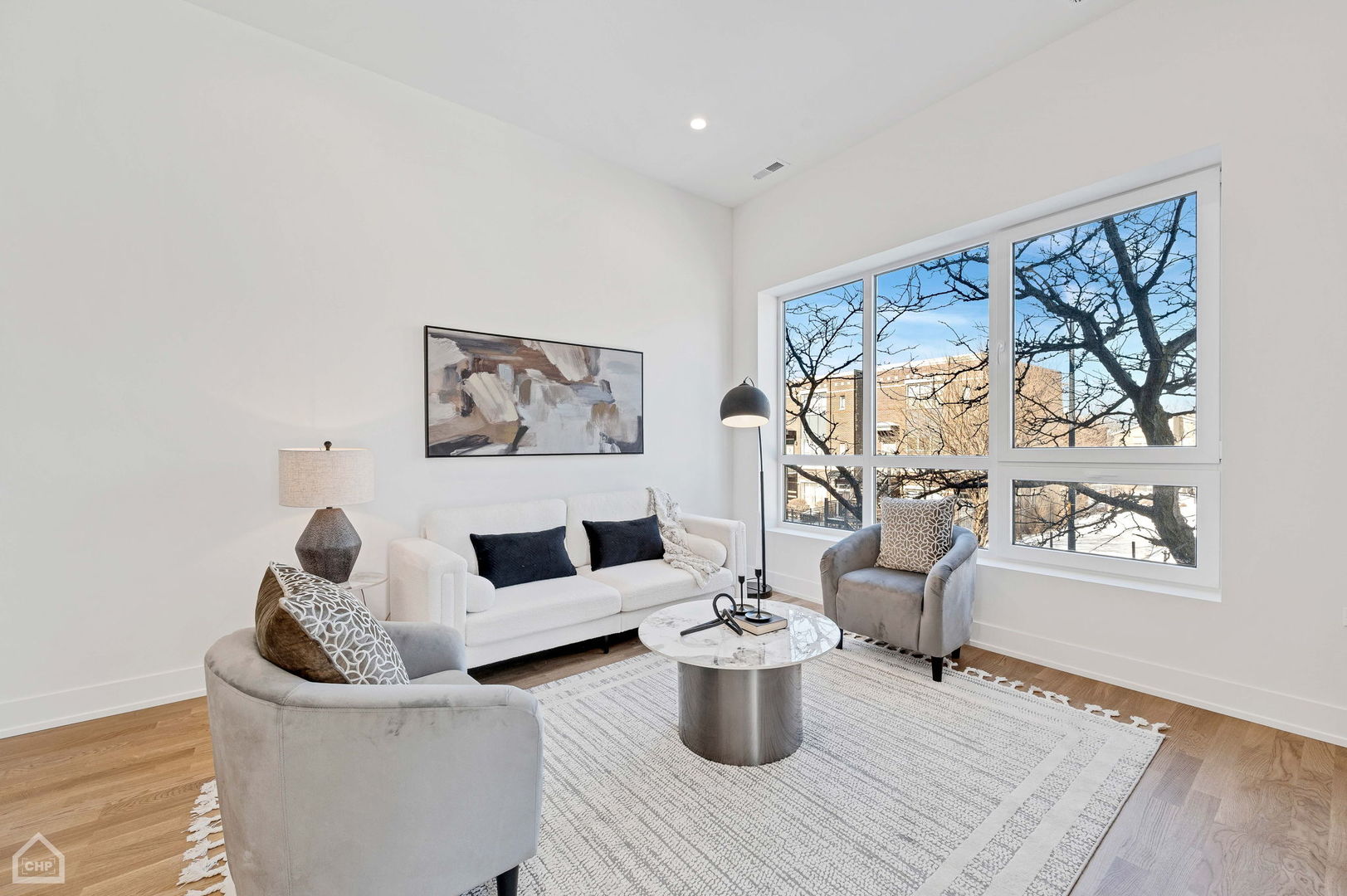 2127 W Madison Street Unit: 303