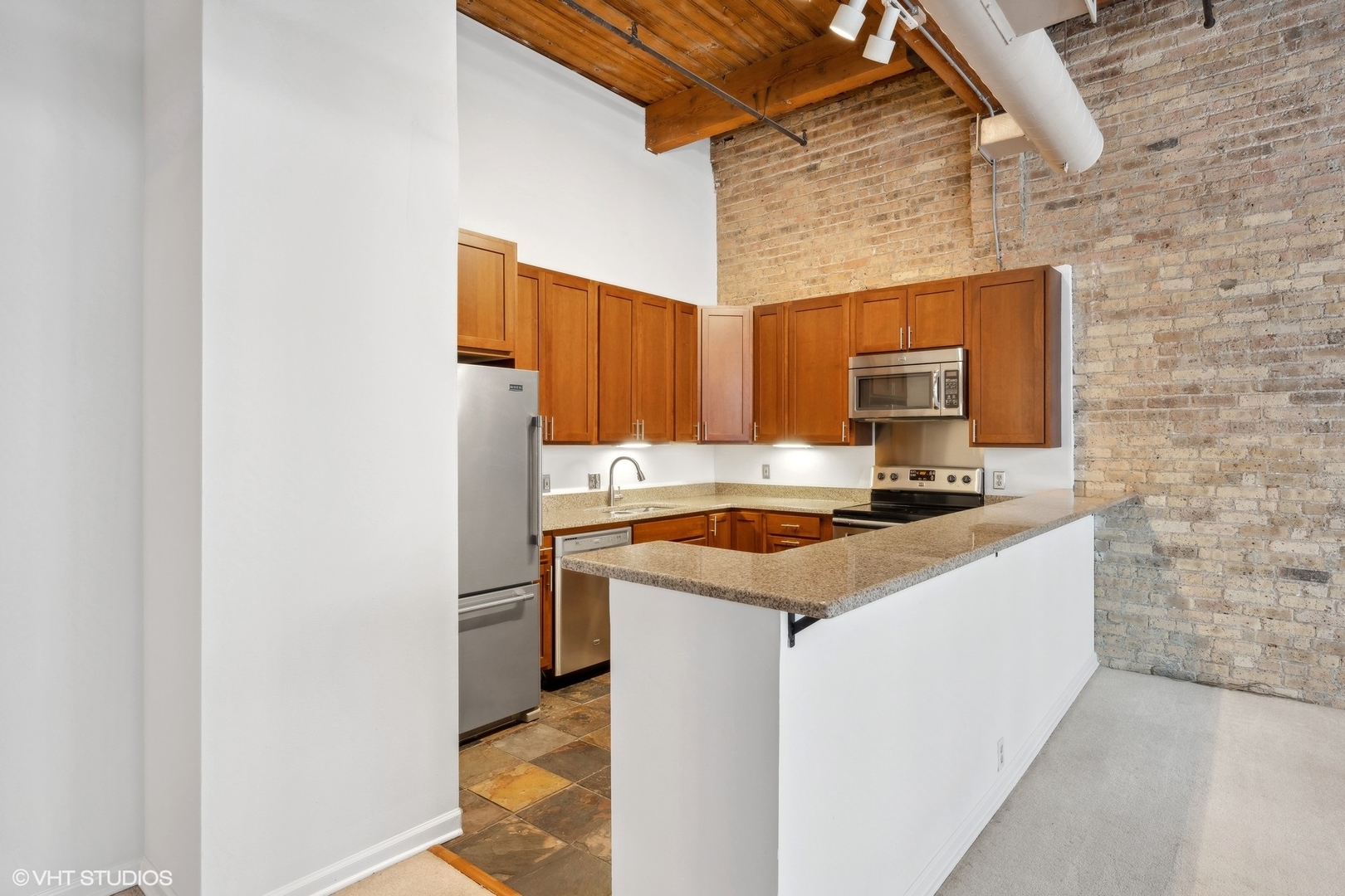 540 N Lake Shore Drive Unit: 715