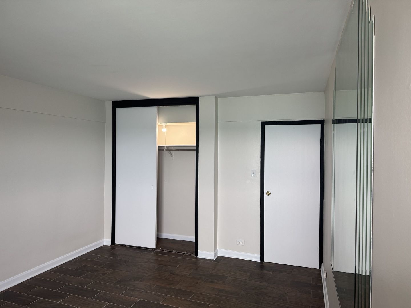 7337 S South Shore Drive Unit: 923