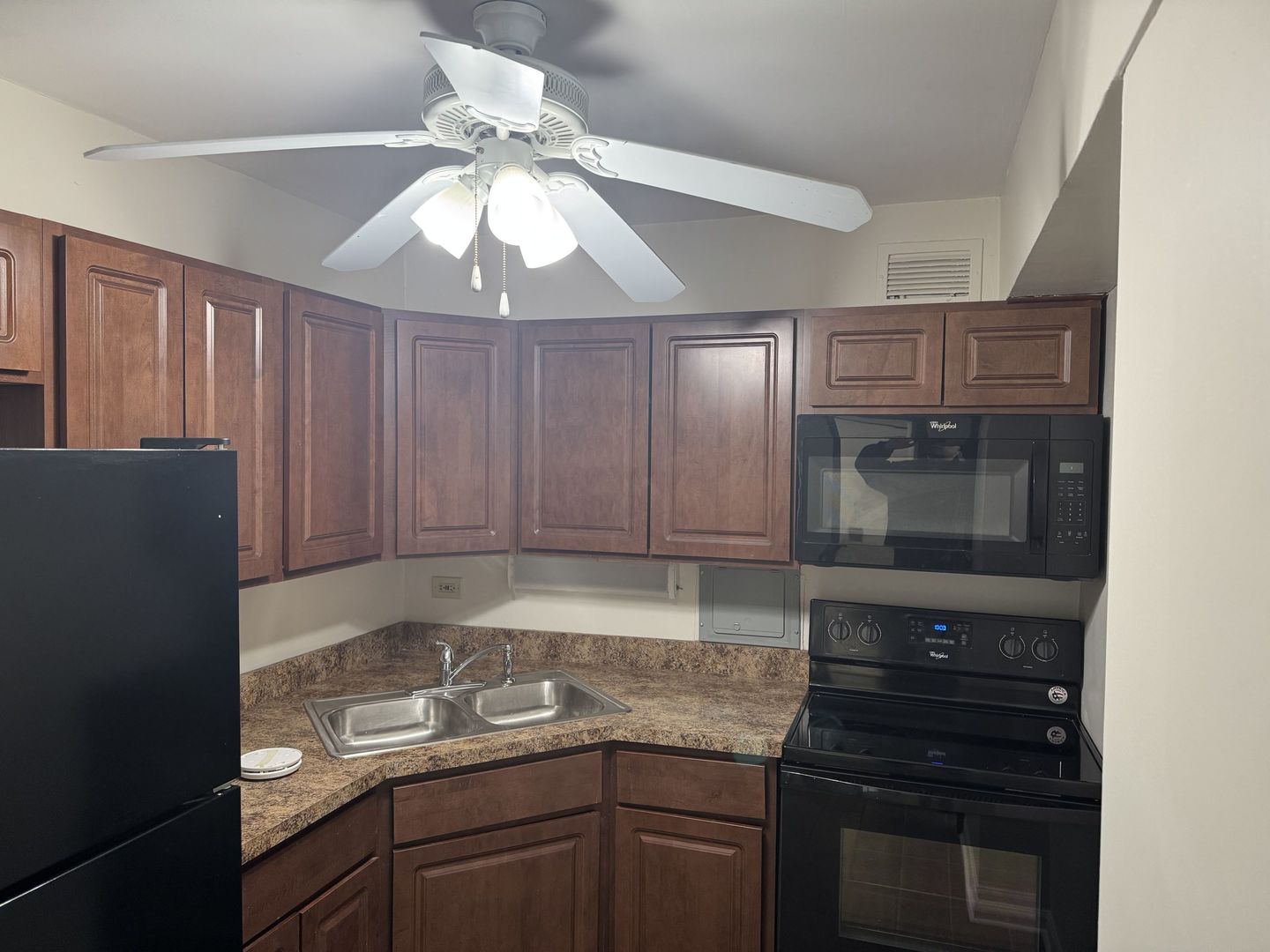 7337 S South Shore Drive Unit: 923