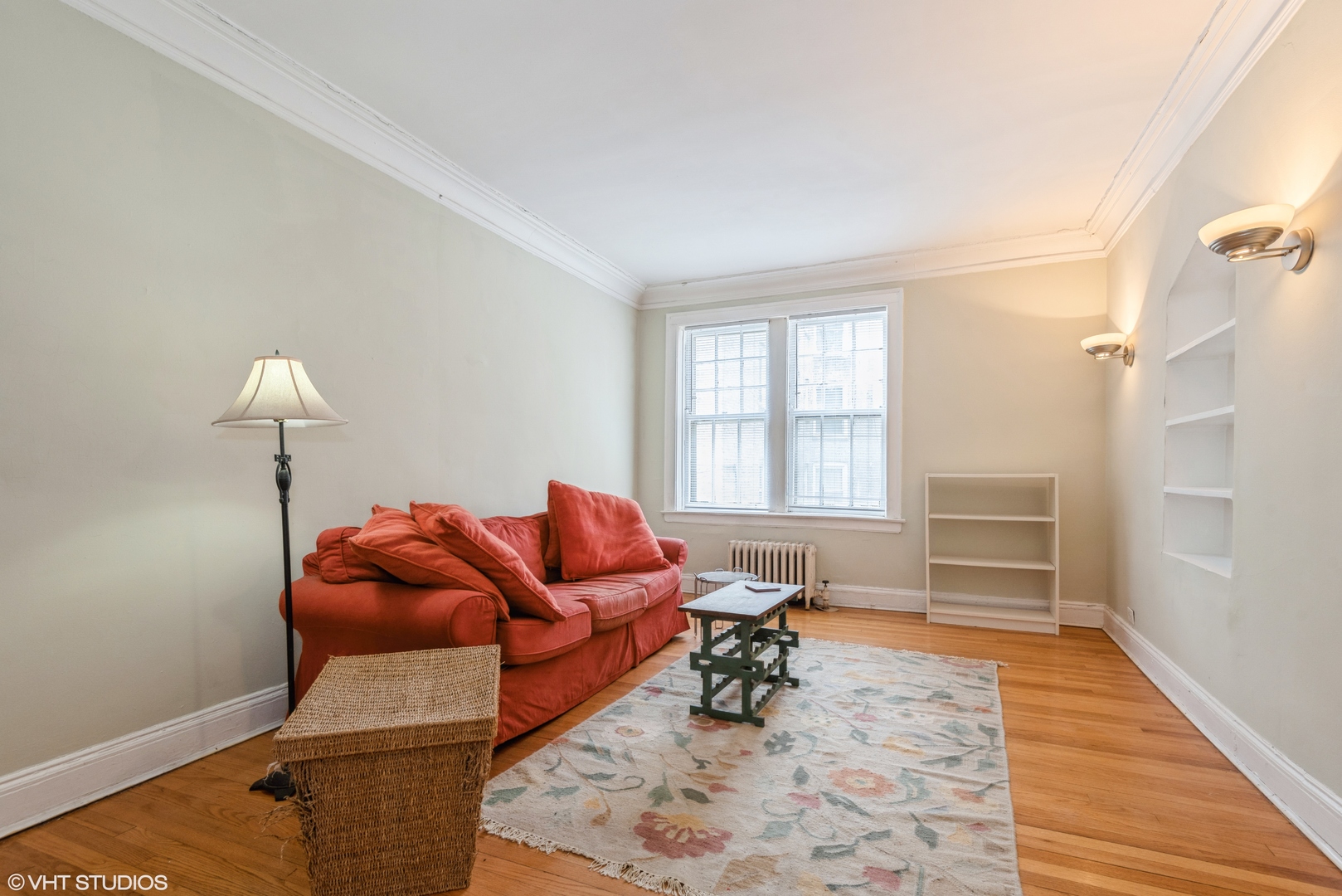 1354 W Greenleaf Avenue Unit: 1B