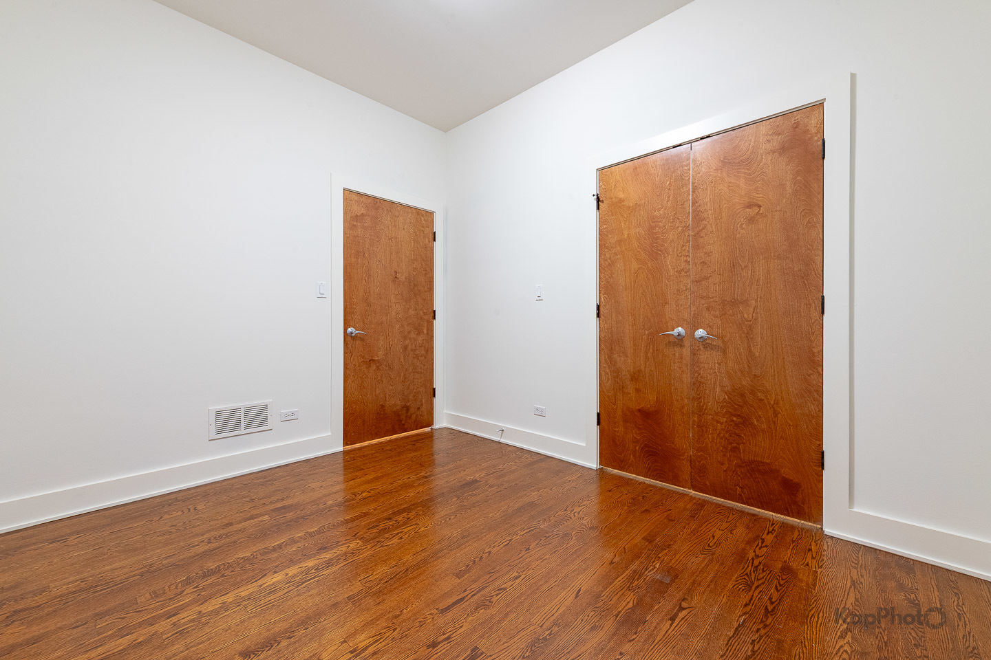 1242 W Jackson Boulevard Unit: 2E