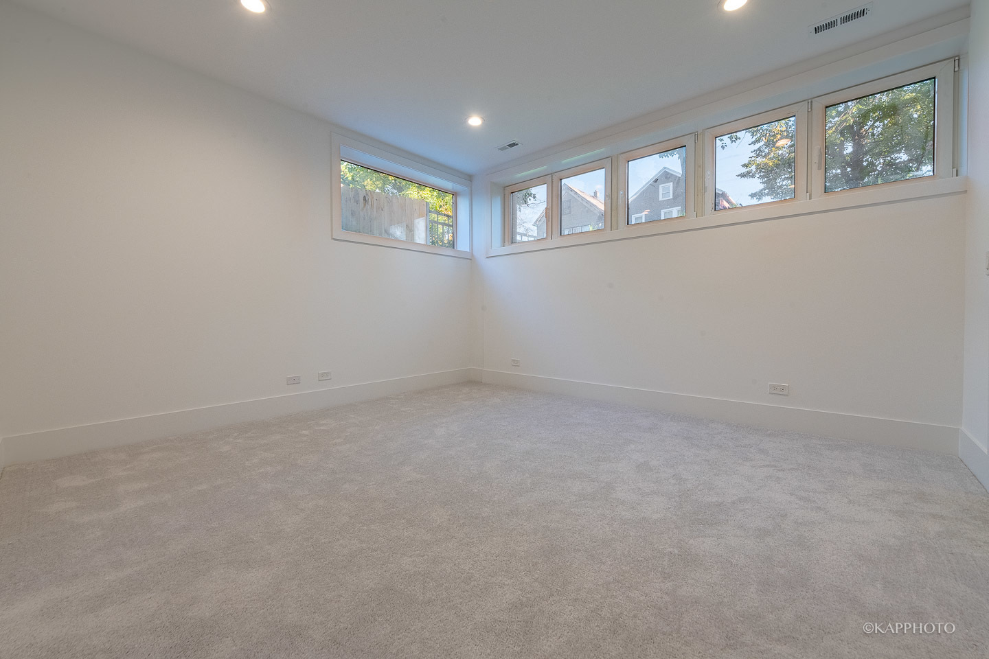 2038 N Bingham Street Unit: 1E