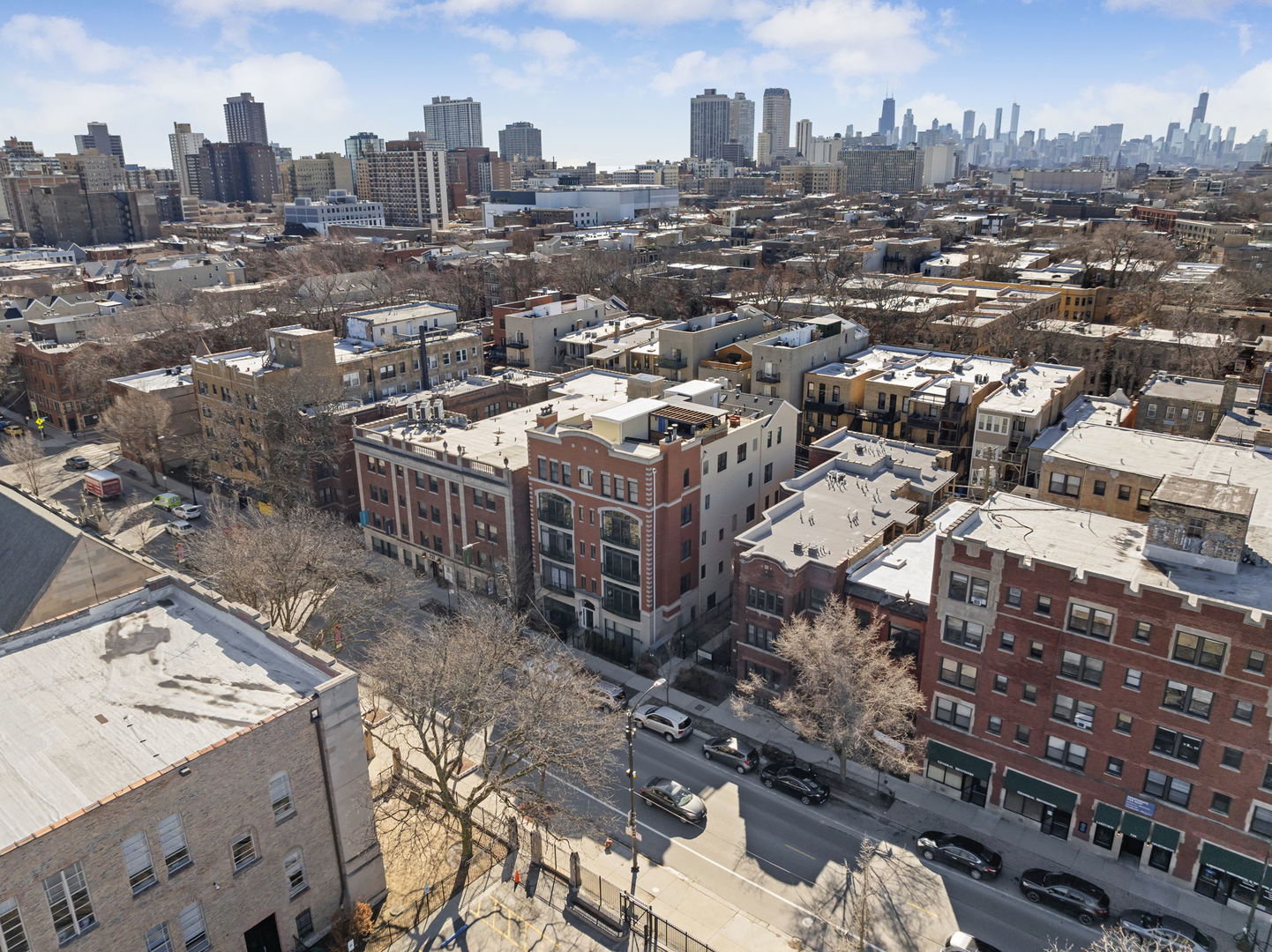 727 W BELMONT Avenue Unit: 8