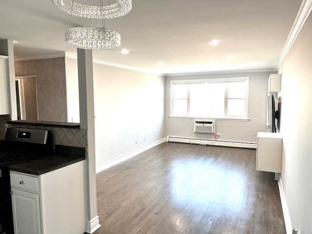 4600 N Cumberland Avenue Unit: 611