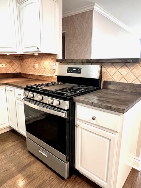 4600 N Cumberland Avenue Unit: 611