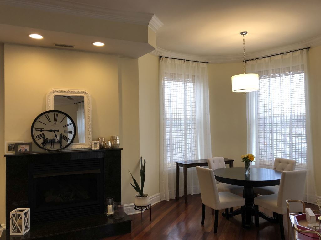 36 S Ashland Avenue Unit: 201