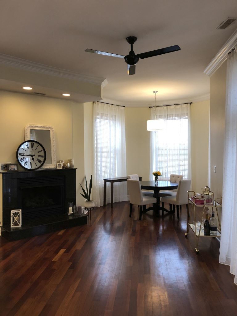 36 S Ashland Avenue Unit: 201