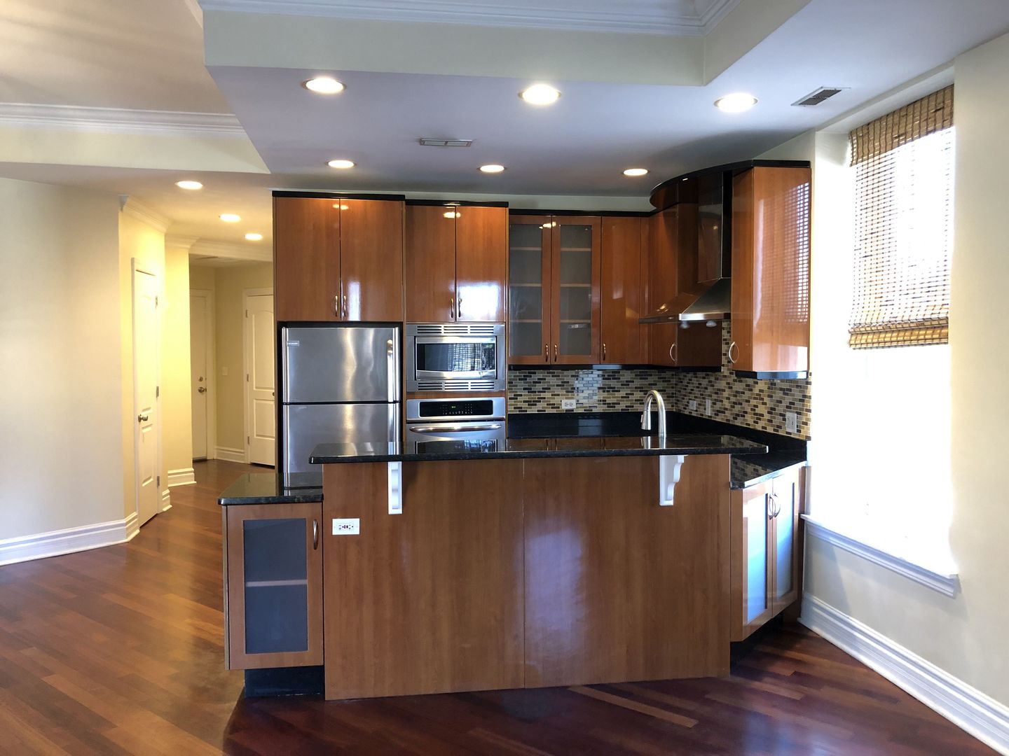 36 S Ashland Avenue Unit: 201