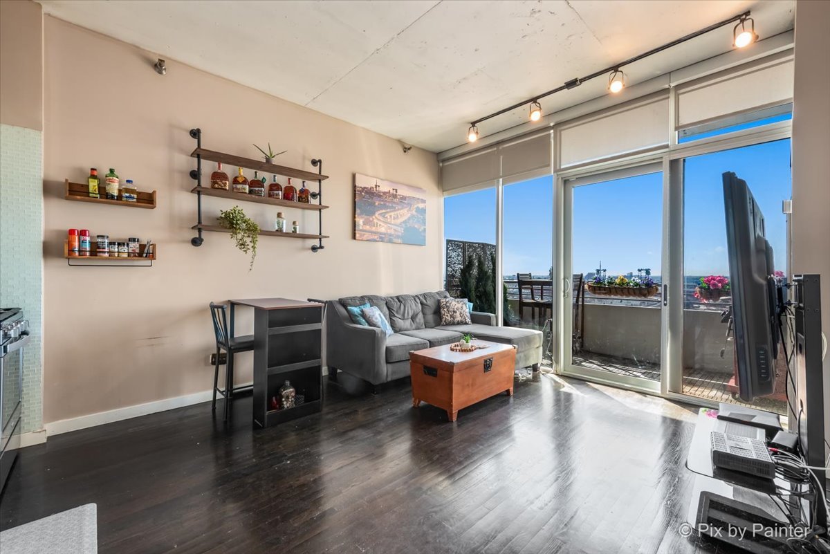 1720 S Michigan Avenue Unit: 1412