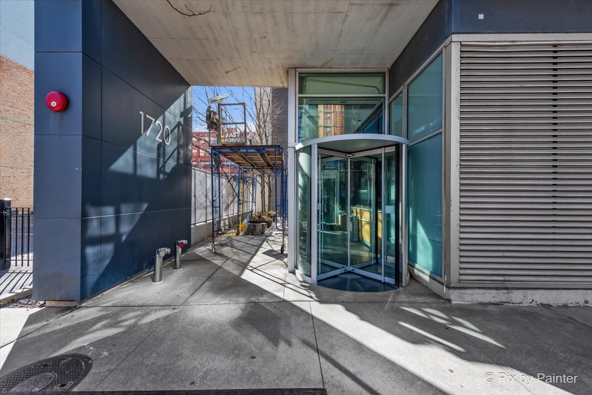 1720 S Michigan Avenue Unit: 1412