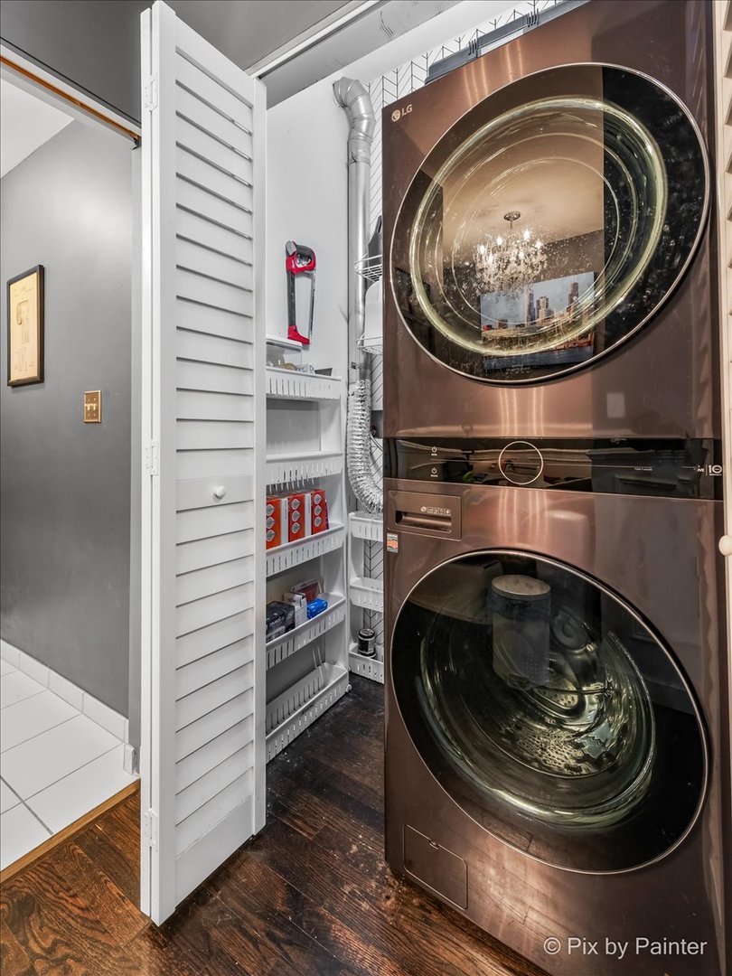 1720 S Michigan Avenue Unit: 1412