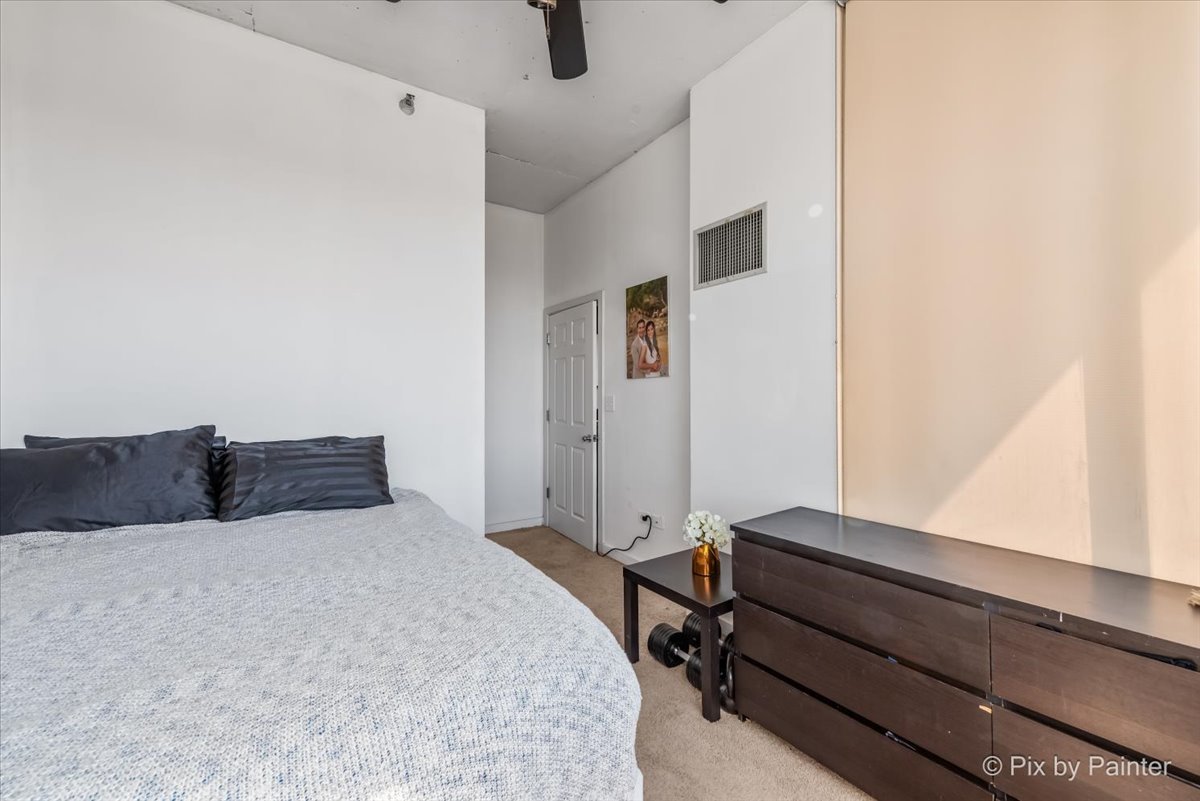 1720 S Michigan Avenue Unit: 1412